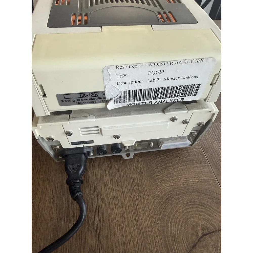 A&D, ML-50 Moisture Analyzer, 51 g x 0.005 g (0.1% moisture content)